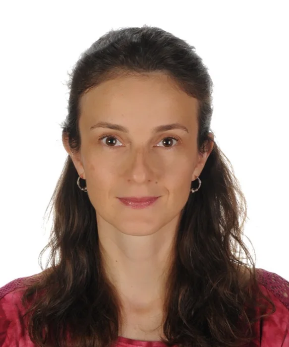 Doç. Dr. Esra Kanlı