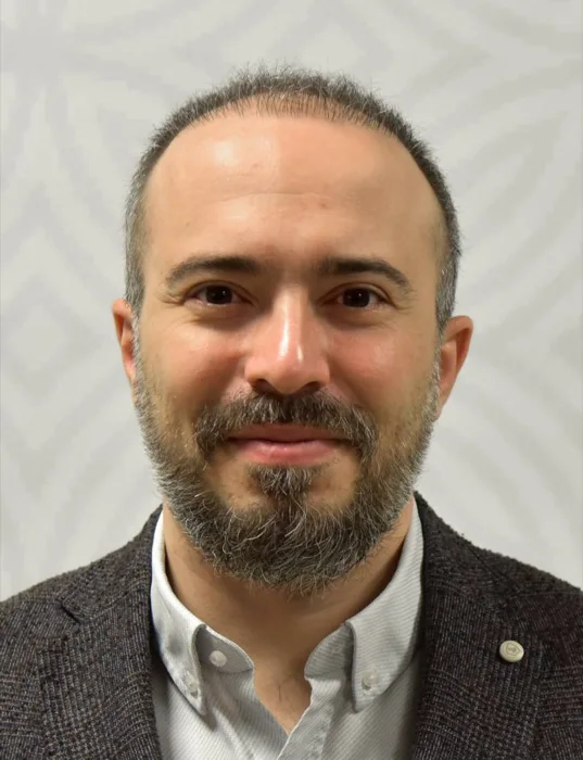 Dr. Hamza Kaynar